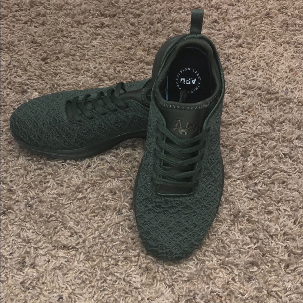 APL Tennis shoes